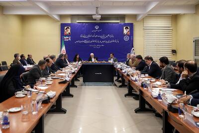  عارف: دستاوردهای علمی و فناوری امروز مرهون و مدیون نگاه رهبری است