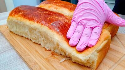  خودتان با مواد اولیه ساده، پفکی ترین نان خانگی دنیا را درست کنید!