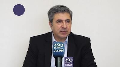  صنایع کشور عوارض آلودگی را به سازمان محیط زیست پرداخت می‌کنند ولی این عوارض به هیچ وجه در محل مناسب هزینه نمی‌شود/ رئیس سازمان محیط زیست بعنوان معاون رئیس‌جمهور از وزرای کشور هم اختیارات بیشتری دارد ولی کار خاصی برای کنترل آلودگی هوا انجام نمی‌دهد