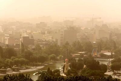  هوای مرکز تهران با عبور از شاخصِ ۲۰۰ بنفش شد / شاخص میانگین کیفیت هوای پایتخت: ۱۶۵