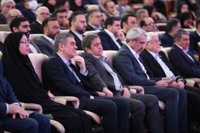  وزیر اقتصاد: ضریب نفوذ بیمه ایران پایین‌تر از میانگین جهانی است