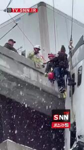  نجات معجزه‌آسای راننده کامیون از سقوط + فیلم