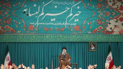  اسلام بر رعایت کامل احترام زن تأکید دارد