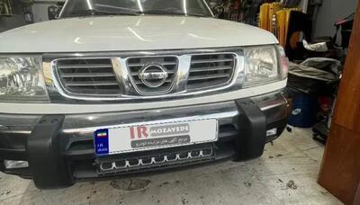  مزایده 17 دستگاه خودرو های مازاد (استانداری) شامل : تویوتا هایلوکس، پژو 405، سمند، پیکاپ، سوزوکی