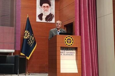  نقطه اتکای ایران، دانشگاه و دانشجویان هستند / ۱۶ آذر نماد استقلال‌خواهی ملت ایران است
