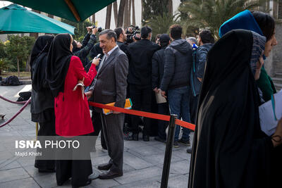  توضیح درباره تغییرات سهمیه کارت سوخت/اصلاح قیمت مرغ/توصیه وزیر بهداشت به گروه‌های پرخطر