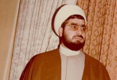  عکس/ «حسن روحانی» در کنار «امام خمینی» در نوفل‌لوشاتو؛ سال ۵۷