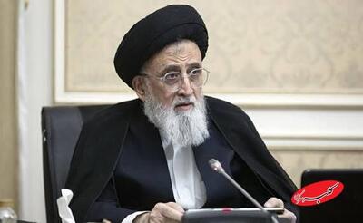  قانون اساسی بازتاب اندیشه‌ها و رهنمودهای رهبری است - کلبه سرگرمی