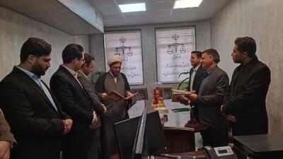  بازدید معاون قضایی رئیس قوه قضاییه از اداره ثبت اسناد و املاک خاتم