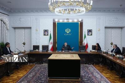  رئیس جمهور: توسعه زیرساخت‌های حمل و نقل عمومی وظیفه اصلی دولت است