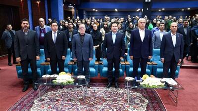  نخستین جشنواره برترین‌های روابط عمومی تجاری برگزار شد | رسانه بسترساز شفافیت، اعتماد و سرمایه‌گذاری است