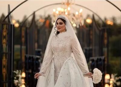  طراحی خلاقانه کارت عروسی مریم مومن بر روی شیشه/عکس
