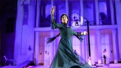  فیلم آواز اصیل /  اجرای شکیل سحر دولتشاهی در کنسرت شجریان که حسابی درخشید