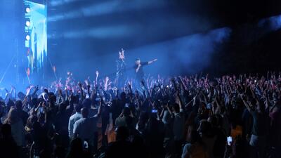  گزارش نیویورک تایمز از رنسانس اجتماعی در پایتخت ایران/ از کنسرت‌های پاپ روباز تا نمایشگاه‌های مد