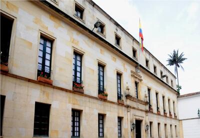  کلمبیا اظهارات ترامپ را محکوم کرد و نسبت به نقض حاکمیت ملی هشدار داد