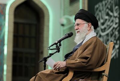  رهبر انقلاب: جمهوری اسلامی، منطق غرب درباره زن را باطل کرد