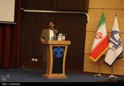  تجلیل از پژوهشگران و فناوران برگزیده قم - تسنیم