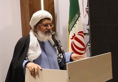  انس با نهج‌‌البلاغه فتنه‌ها را از میان خواهد برد - تسنیم