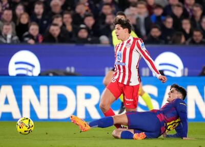  کارشناس داوری صحنه جنجالی بارسا-اتلتیکو