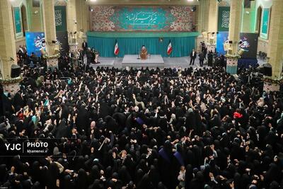  دیدار هزاران نفر از زنان و دختران با رهبر انقلاب اسلامی