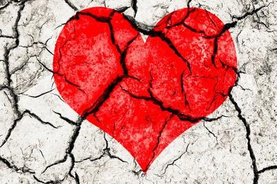  زن متاهل: تفریحی با مردان غریبه دوست می‌شدم!