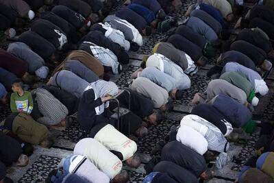  قبل از نماز باران و سخنرانی های ایدئولوژیک، روی زمین دنبال حل مشکلات بگردیم