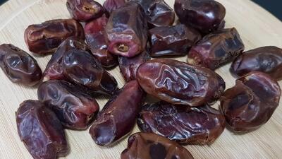  طرز تهیه معجون مقوی با خرما برای پاکسازی روده ها