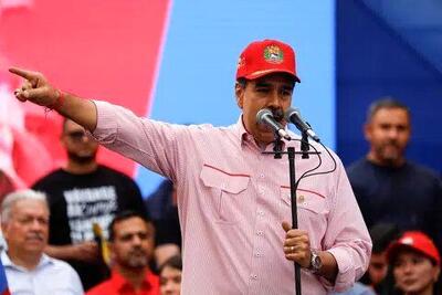  تماس تلفنی مادورو و ترامپ/ مردم از جنگ‌ها خسته شده‌اند/آشتی ونزوئلا و آمریکا در راه است؟