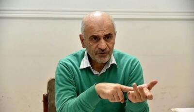  فرشاد مومنی در بیمارستان بستری شد