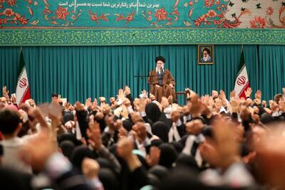  زن مدیر خانه است نه کارگزار