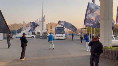  پس از تمرین، کاروان استقلال برای برگزاری دربی و سفر به اراک راهی فرودگاه شدند