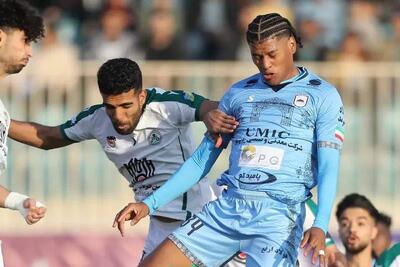  چادرملو 0 - ذوب آهن 0/ چادرملو یک قدم مانده به صدر جا ماند