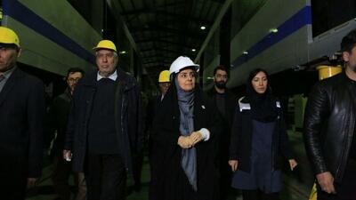  بازدید وزیر راه و شهرسازی از خطوط تولید واگن سازی ایریکو ابهر زنجان