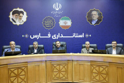  استاندار فارس: انتصاب‌ مدیران در شهرستان‌ها با هماهنگی فرمانداران انجام شود