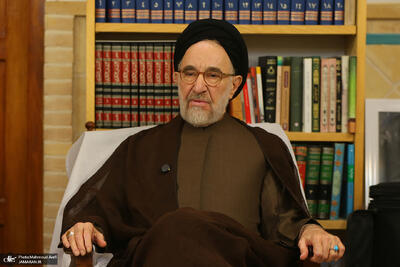  سید محمد خاتمی از سخنان سلیمانی اردستانی انتقاد کرد/ چرا این مباحث و این ادبیات را در این شرایط به کار گرفته است؟