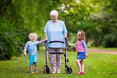  10 روش برای آموزش احترام به بزرگترها به کودکان - مجله اینترنتی کولاک