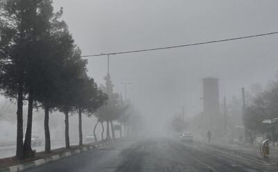  شهرکرد غرق در مه