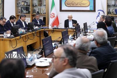  عارف: ۱۶ آذر باید همیشه زنده باشد چرا که انقلاب ما به این نماد نیاز دارد