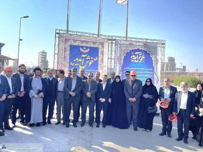  بازدید جمعی از نمایندگان مجلس و معاونان وزرا از پتروشیمی نخل آسماری