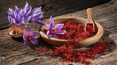  وقتی زعفران را به غذا اضافه می‌کنید، چه اتفاقی در بدن شما می‌افتد؟