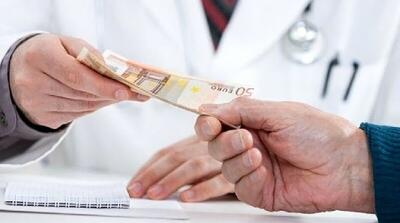  مردم برای پول زیر میزی به پزشکان دنبال وامند!
