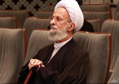  پای مصباح یزدی کی به سیاست باز شد؟