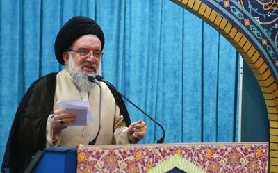 آیت‌الله خاتمی: بی‌حجابی شکستن زیست عفیفانه و اهانت به دین و قانون است