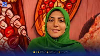  عکس / رونمایی از مادر جوان المیرا شریفی، مجری تبریزی صدا و سیما / ماشاالله، انگار خواهرشونه!