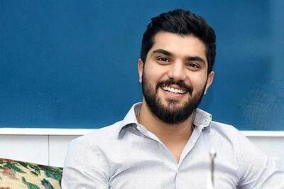 تولد سینا مهراد با یک جمله احساسی و ایرال شد؛ خیلی حال میده بزرگ شدن (فیلم)