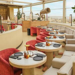 رستوران تریبه در مرکز خرید روشا