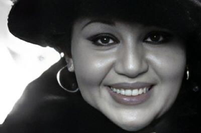  هایده در عاشقانه‌ترین وضعیت ممکن با یک نگاه صادقانه