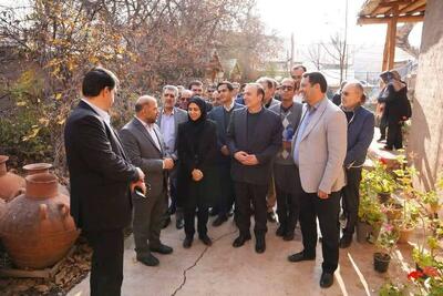  استاندار قزوین از اقامت های بوم گردی الموت بازدید کرد