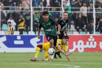 دیدار تیم‌های فوتبال خیبر - شمس آذر