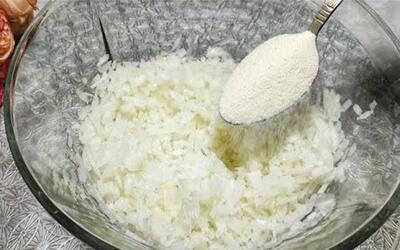  برای ناهار امروز پیاز را رنده کنید و به آن آرد اضافه کنید / غذایی سریع و خوشمزه